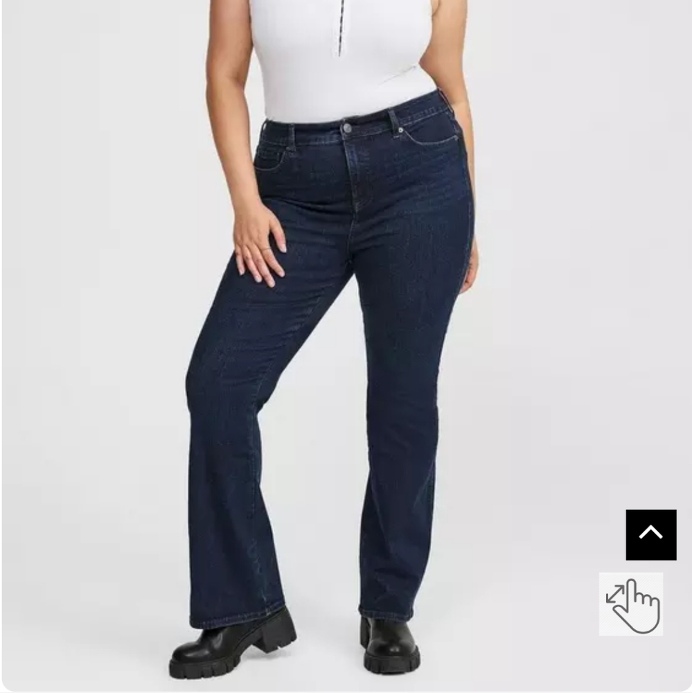 Torrid trio 10r-14r slim boot limitless stretch jeans. New with tags!